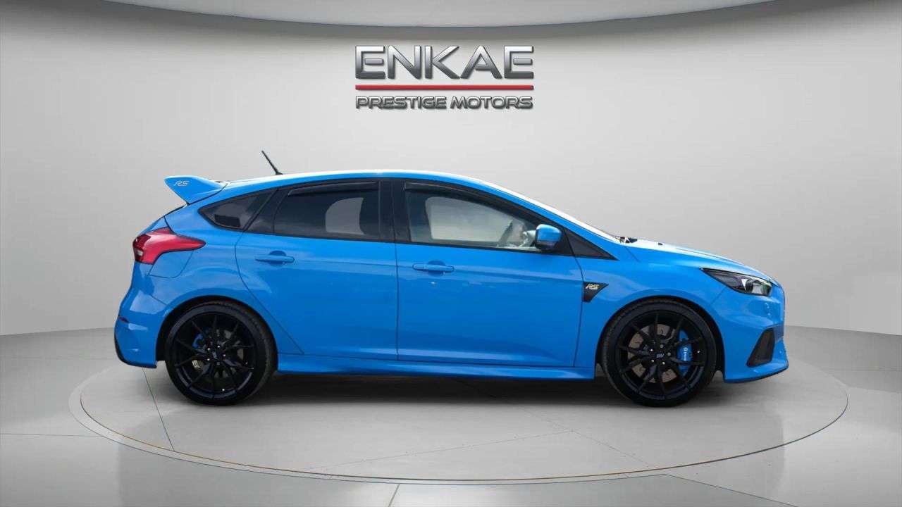 A 2017 FORD FOCUS 2.3T EcoBoost RS Hatchback 5dr Petrol Manual AWD Euro 6 (s/s) (350 ps) 19 I A 2017 FORD FOCUS 2.3T EcoBoost RS Hatchback 5dr Petrol Manual AWD Euro 6 (s/s) (350 ps) 19 I