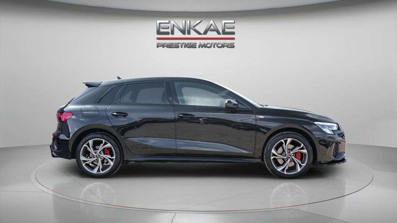 A 2022 AUDI A3 1.4 TFSIe 40 S line Sportback 5dr Petrol Plug-in Hybrid S Tronic Euro 6 (s/ A 2022 AUDI A3 1.4 TFSIe 40 S line Sportback 5dr Petrol Plug-in Hybrid S Tronic Euro 6 (s/