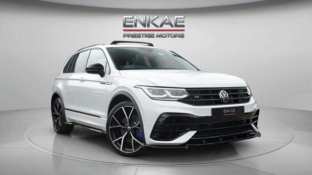 A 2022 VOLKSWAGEN TIGUAN 2.0 TSI R SUV 5dr Petrol DSG 4Motion Euro 6 (s/s) (320 ps) BLACK PACK | AMB A 2022 VOLKSWAGEN TIGUAN 2.0 TSI R SUV 5dr Petrol DSG 4Motion Euro 6 (s/s) (320 ps) BLACK PACK | AMB