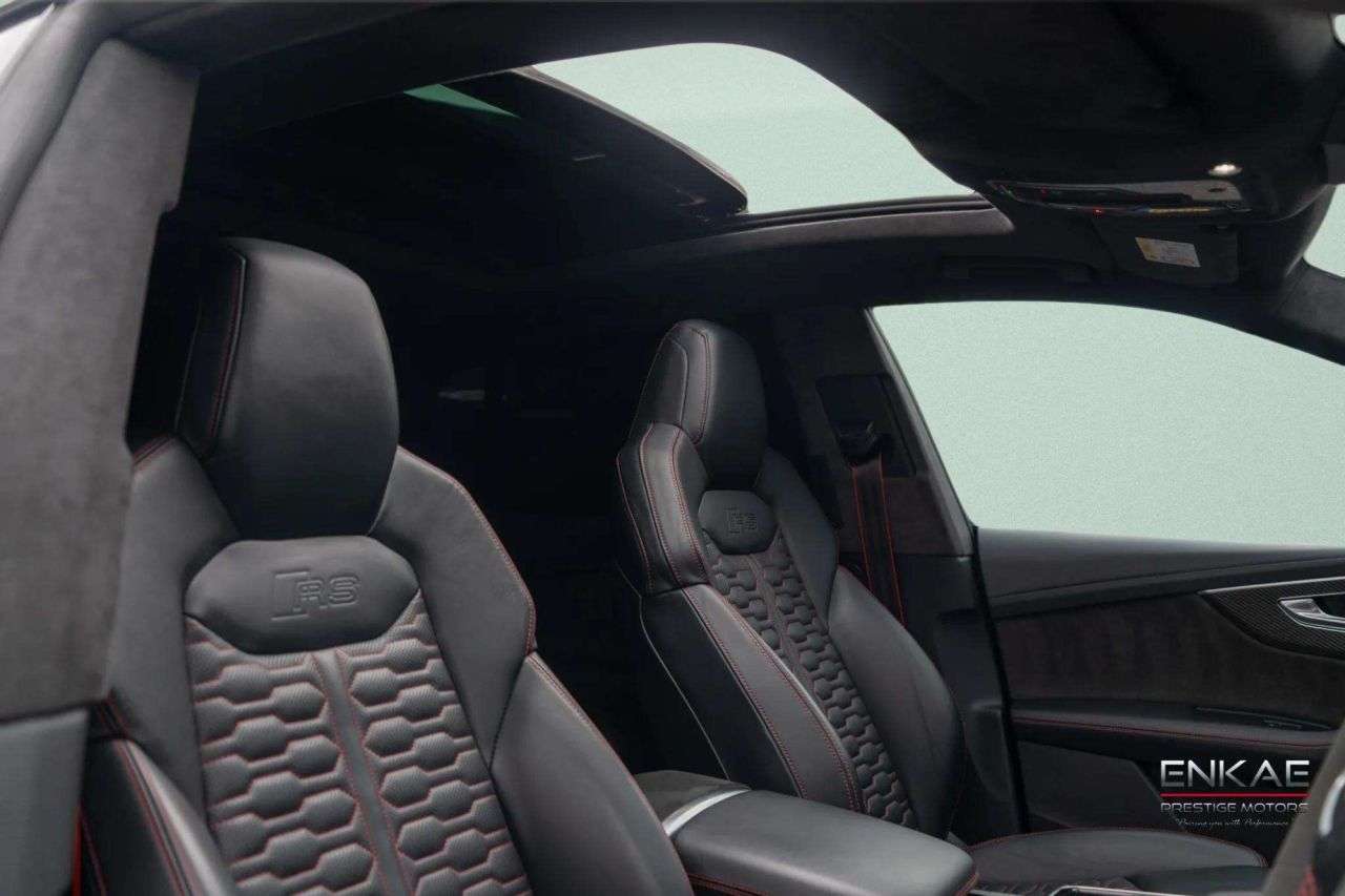 A 2021 AUDI Q8 RS TFSI QUATTRO VORSPRUNG A 2021 AUDI Q8 RS TFSI QUATTRO VORSPRUNG