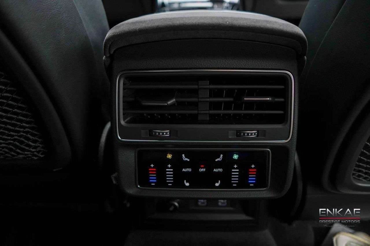 2021 AUDI Q8 2021 AUDI Q8