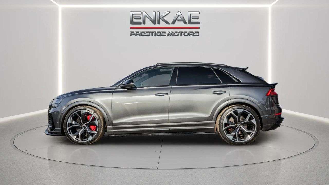 2021 AUDI RSQ8 2021 AUDI RSQ8