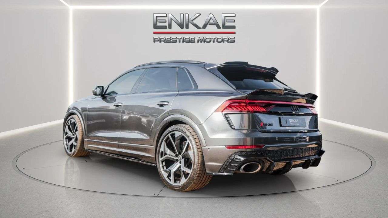2021 AUDI RSQ8 2021 AUDI RSQ8