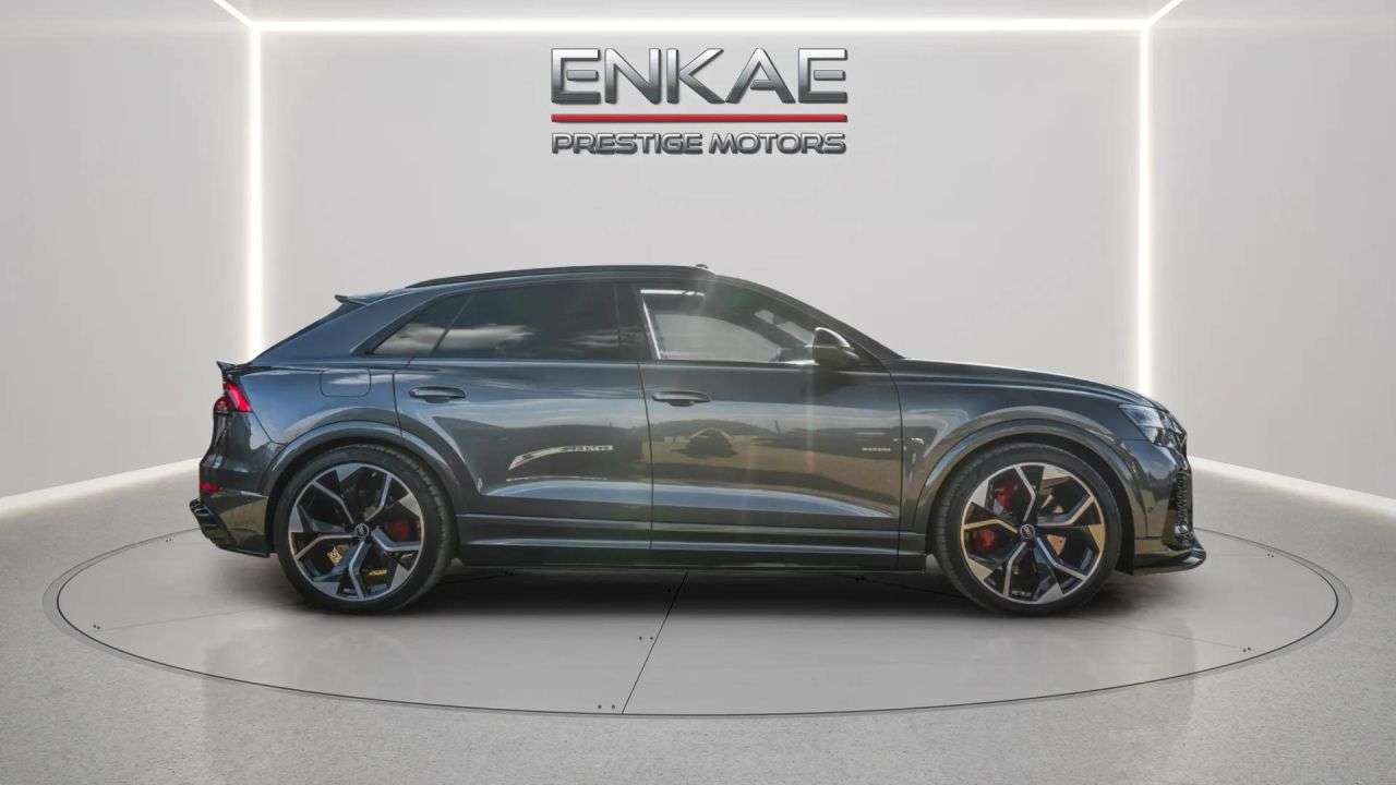 A 2021 AUDI RSQ8 4.0 TFSI V8 Vorsprung SUV 5dr Petrol Tiptronic quattro Euro 6 (s/s) (600 ps A 2021 AUDI RSQ8 4.0 TFSI V8 Vorsprung SUV 5dr Petrol Tiptronic quattro Euro 6 (s/s) (600 ps