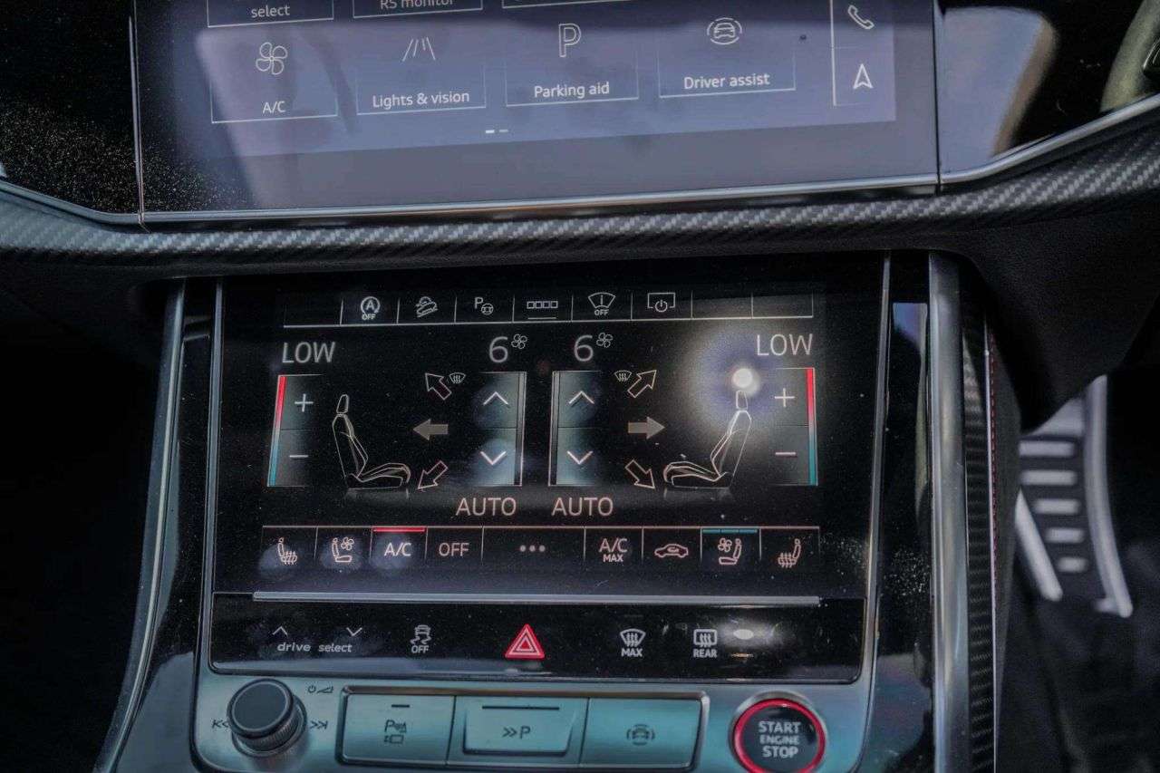 2021 AUDI RSQ8 2021 AUDI RSQ8