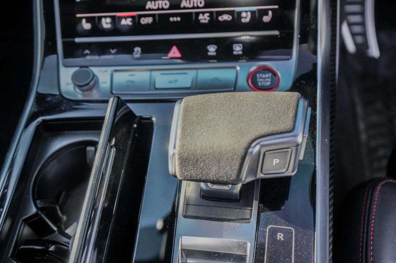 2021 AUDI RSQ8 2021 AUDI RSQ8