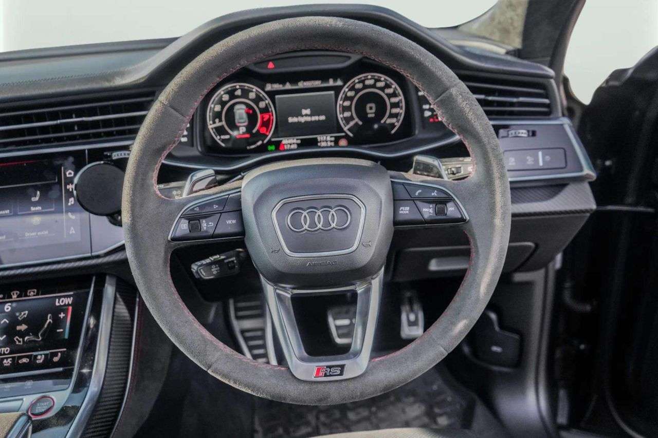 2021 AUDI RSQ8 2021 AUDI RSQ8
