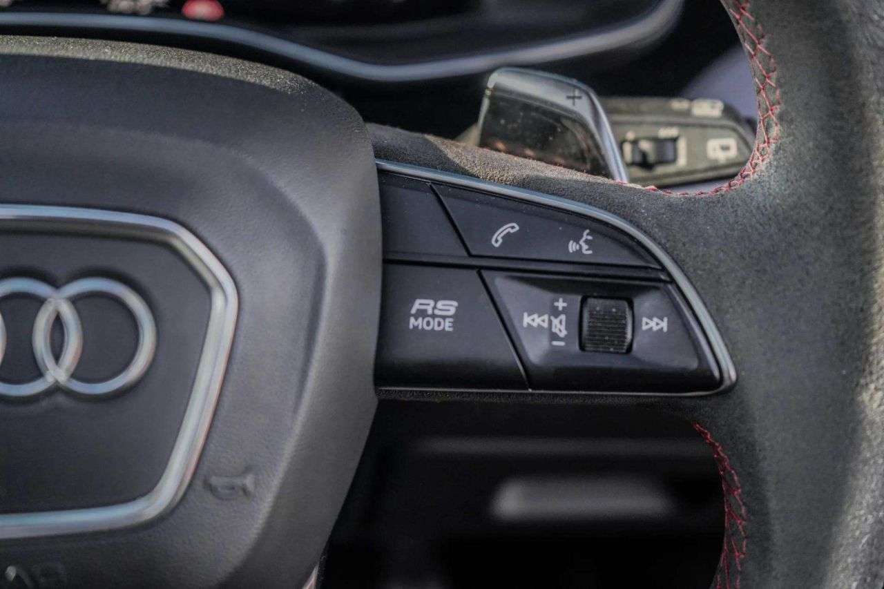 2021 AUDI RSQ8 2021 AUDI RSQ8