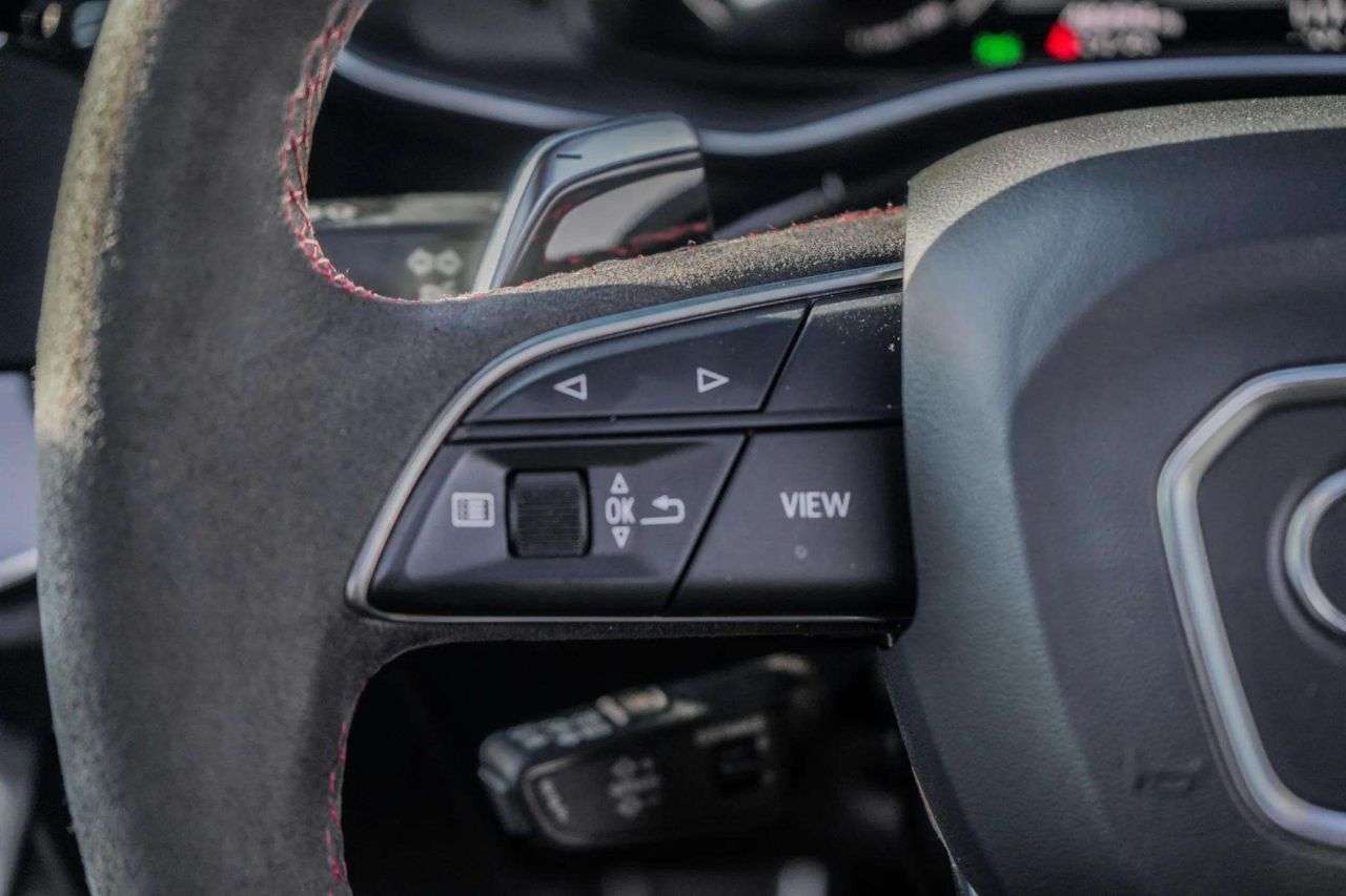 2021 AUDI RSQ8 2021 AUDI RSQ8