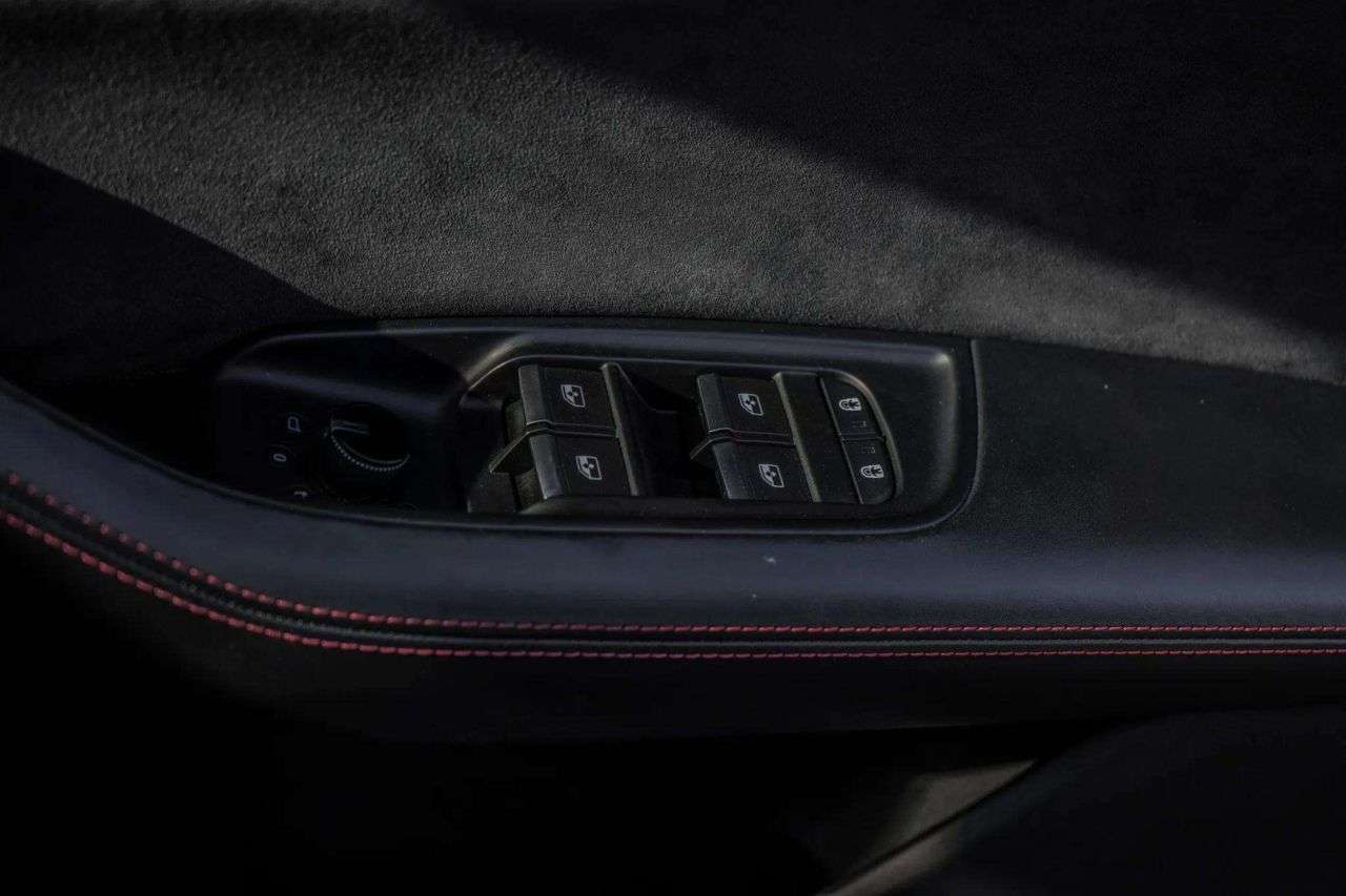 2021 AUDI RSQ8 2021 AUDI RSQ8