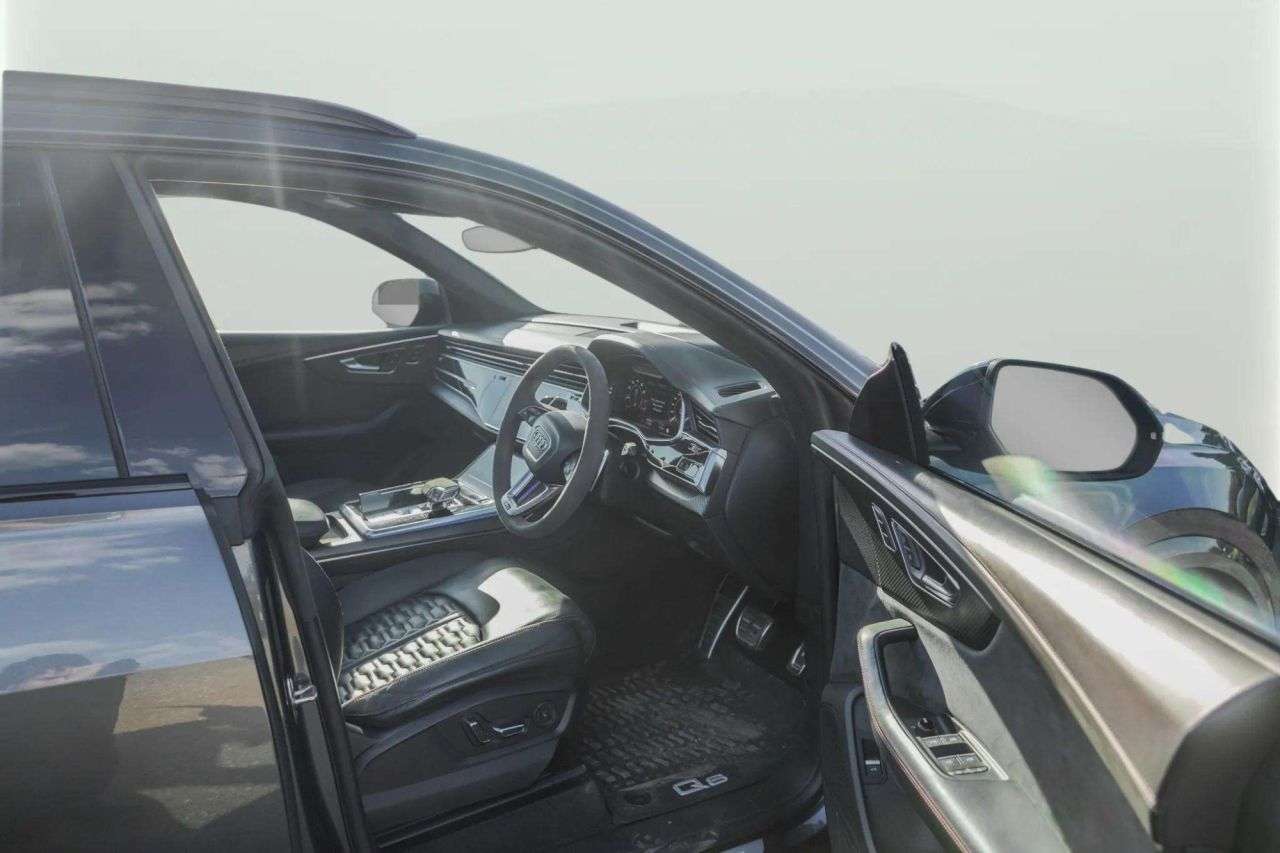 2021 AUDI RSQ8 2021 AUDI RSQ8