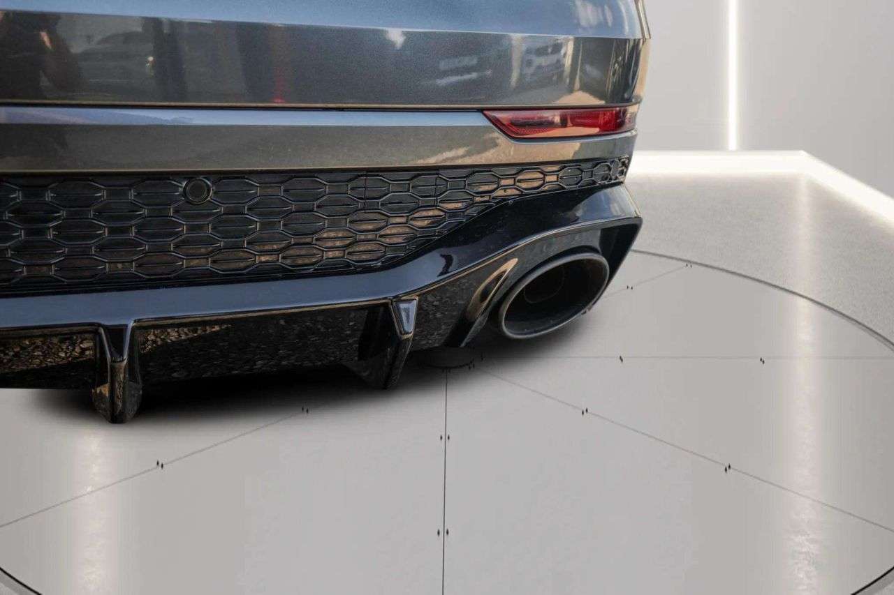 2021 AUDI RSQ8 2021 AUDI RSQ8