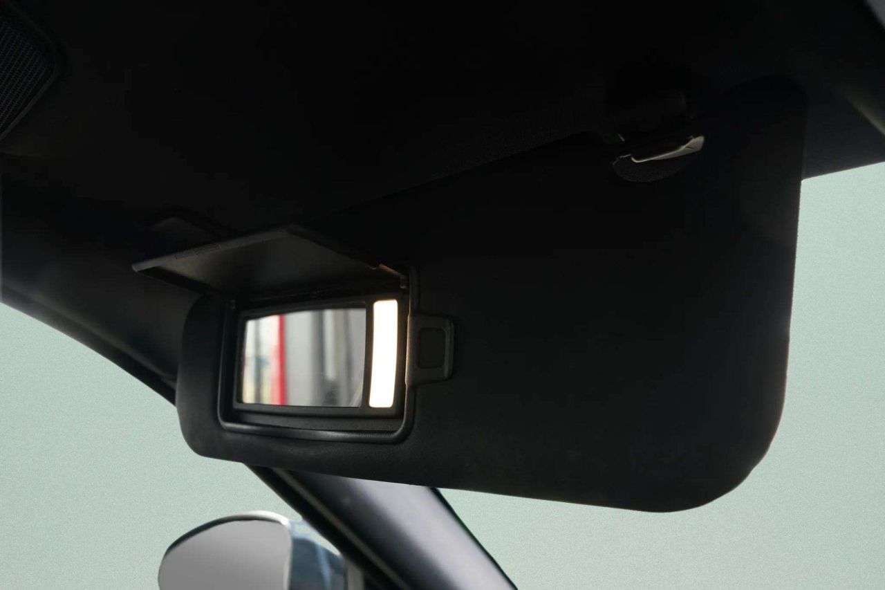 2022 LAND ROVER RANGE ROVER VELAR 2022 LAND ROVER RANGE ROVER VELAR