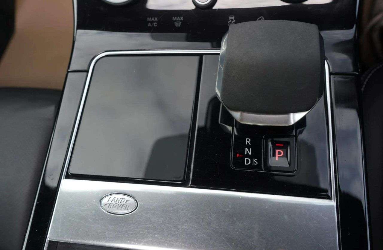 2022 LAND ROVER RANGE ROVER VELAR 2022 LAND ROVER RANGE ROVER VELAR
