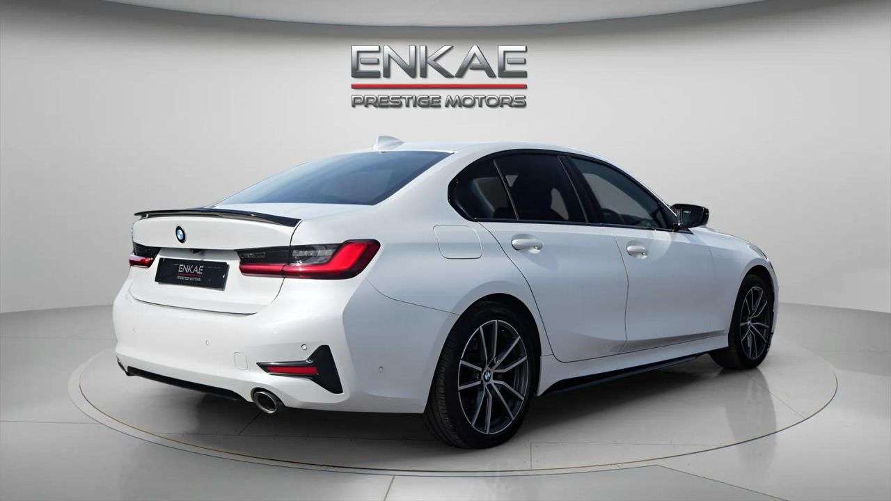 A 2020 BMW 3 SERIES 2.0 320i Sport Saloon 4dr Petrol Auto Euro 6 (s/s) (184 ps) CRUISE CONTROL A 2020 BMW 3 SERIES 2.0 320i Sport Saloon 4dr Petrol Auto Euro 6 (s/s) (184 ps) CRUISE CONTROL