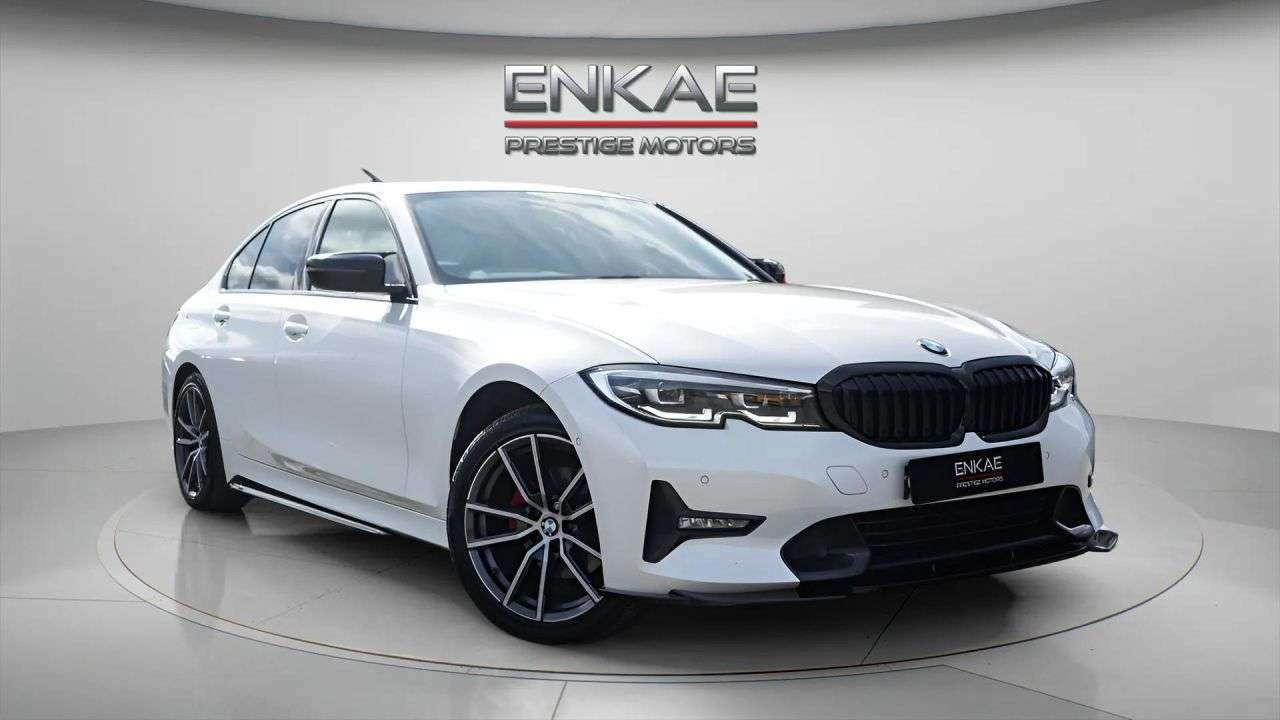A 2020 BMW 3 SERIES 2.0 320i Sport Saloon 4dr Petrol Auto Euro 6 (s/s) (184 ps) CRUISE CONTROL A 2020 BMW 3 SERIES 2.0 320i Sport Saloon 4dr Petrol Auto Euro 6 (s/s) (184 ps) CRUISE CONTROL