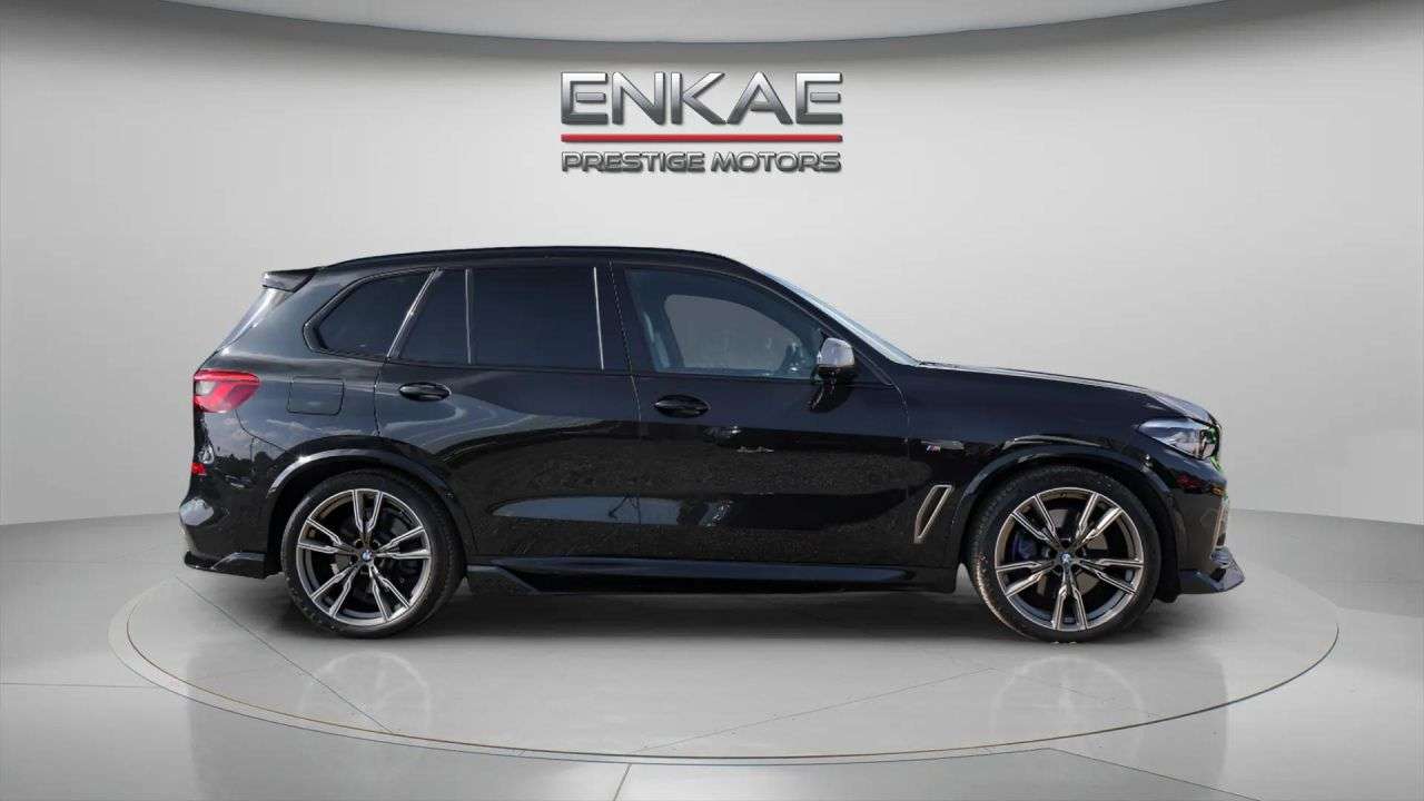 A 2019 BMW X5 3.0 M50d SUV 5dr Diesel Auto xDrive Euro 6 (s/s) (400 ps) PAN ROOF | HEATED A 2019 BMW X5 3.0 M50d SUV 5dr Diesel Auto xDrive Euro 6 (s/s) (400 ps) PAN ROOF | HEATED