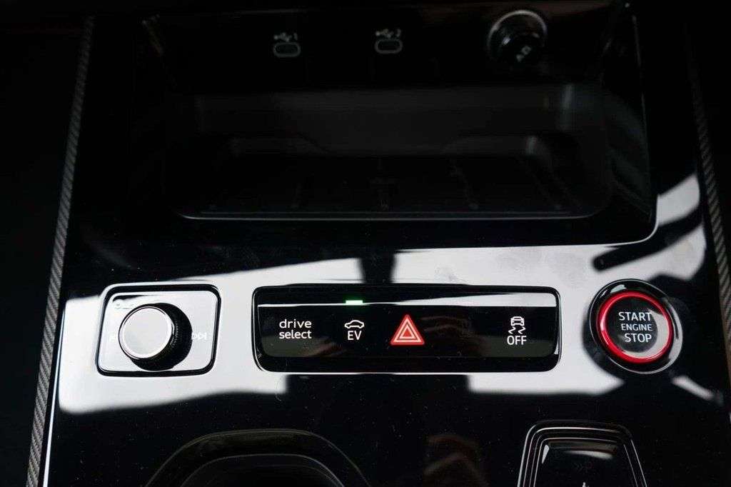 2026 AUDI RS5 AVANT 2026 AUDI RS5 AVANT