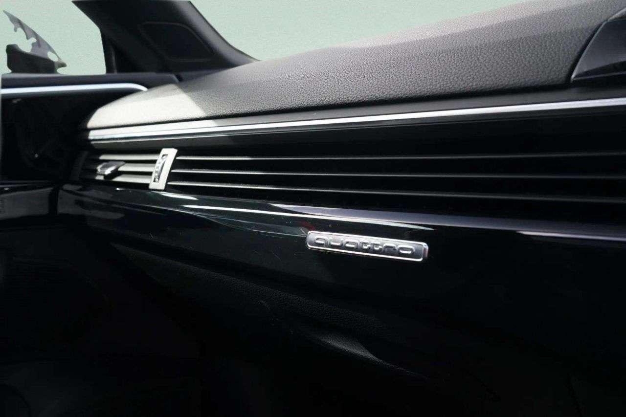 2020 AUDI RS5 2020 AUDI RS5
