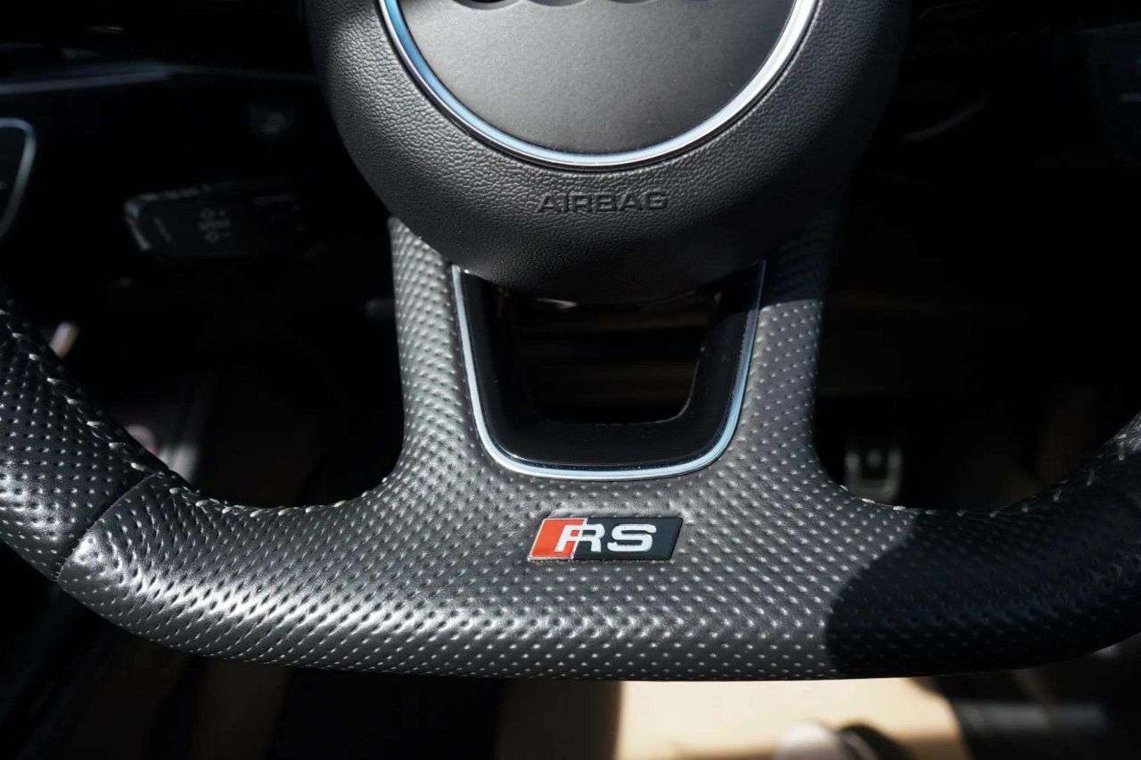 2020 AUDI RS5 2020 AUDI RS5