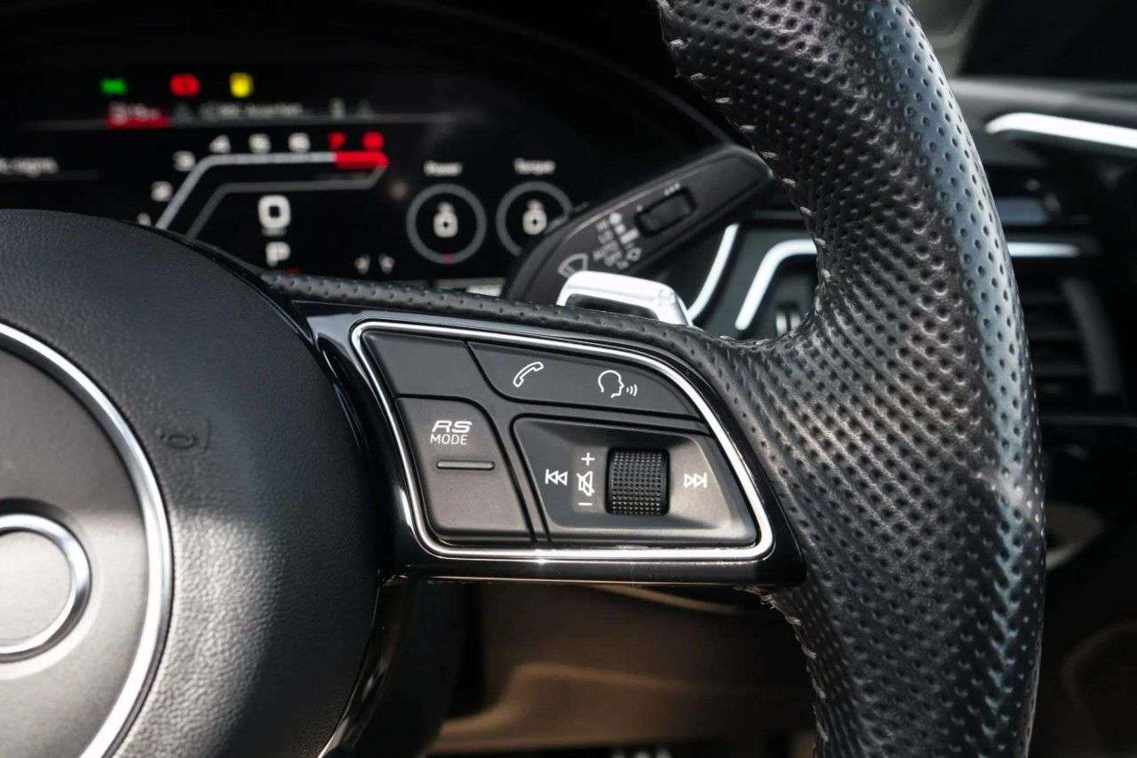 2020 AUDI RS5 2020 AUDI RS5