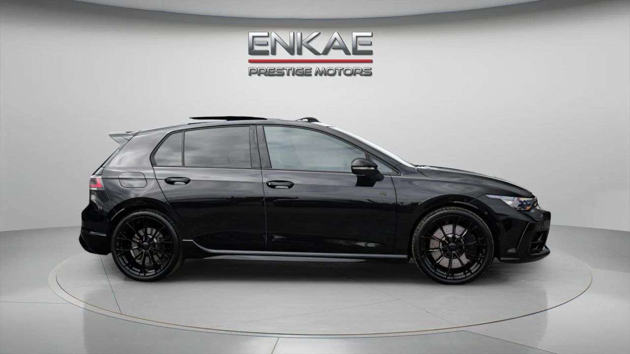 A 2026 VOLKSWAGEN GOLF 2.0 TSI R Black Edition Hatchback 5dr Petrol DSG 4Motion Euro 6 (s/s) (333 A 2026 VOLKSWAGEN GOLF 2.0 TSI R Black Edition Hatchback 5dr Petrol DSG 4Motion Euro 6 (s/s) (333