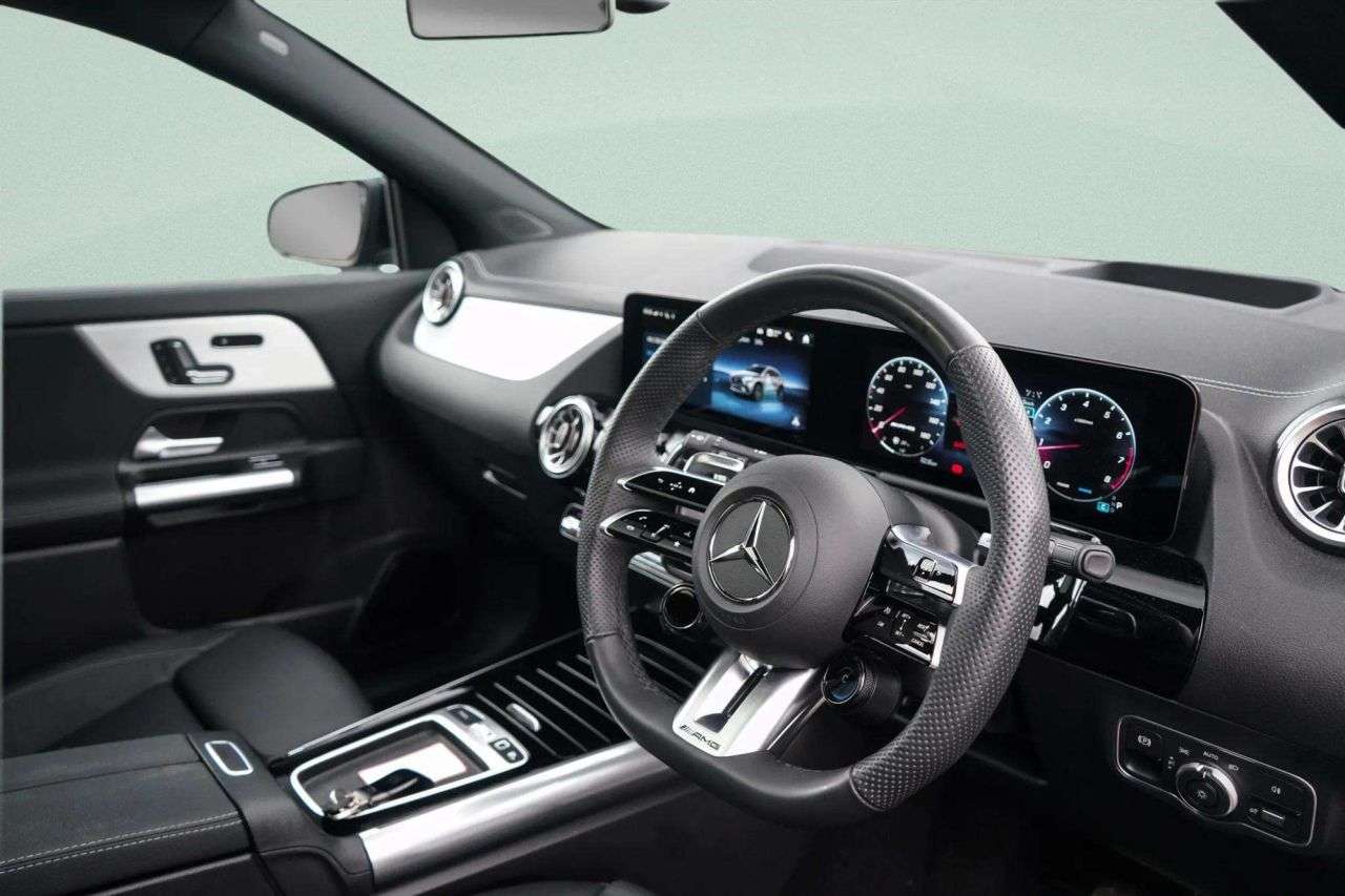 2025 MERCEDES-BENZ GLA 2025 MERCEDES-BENZ GLA