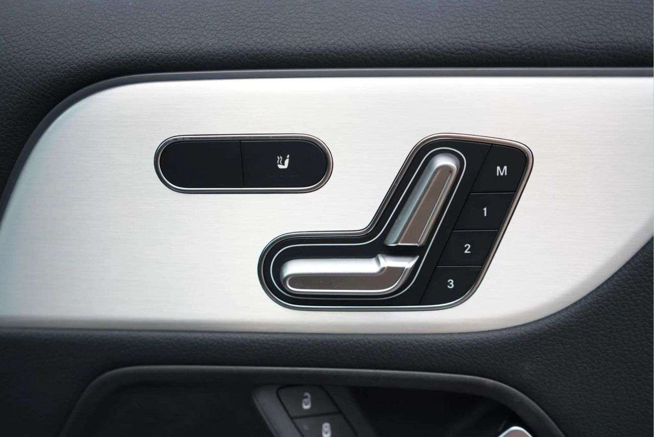 2025 MERCEDES-BENZ GLA 2025 MERCEDES-BENZ GLA