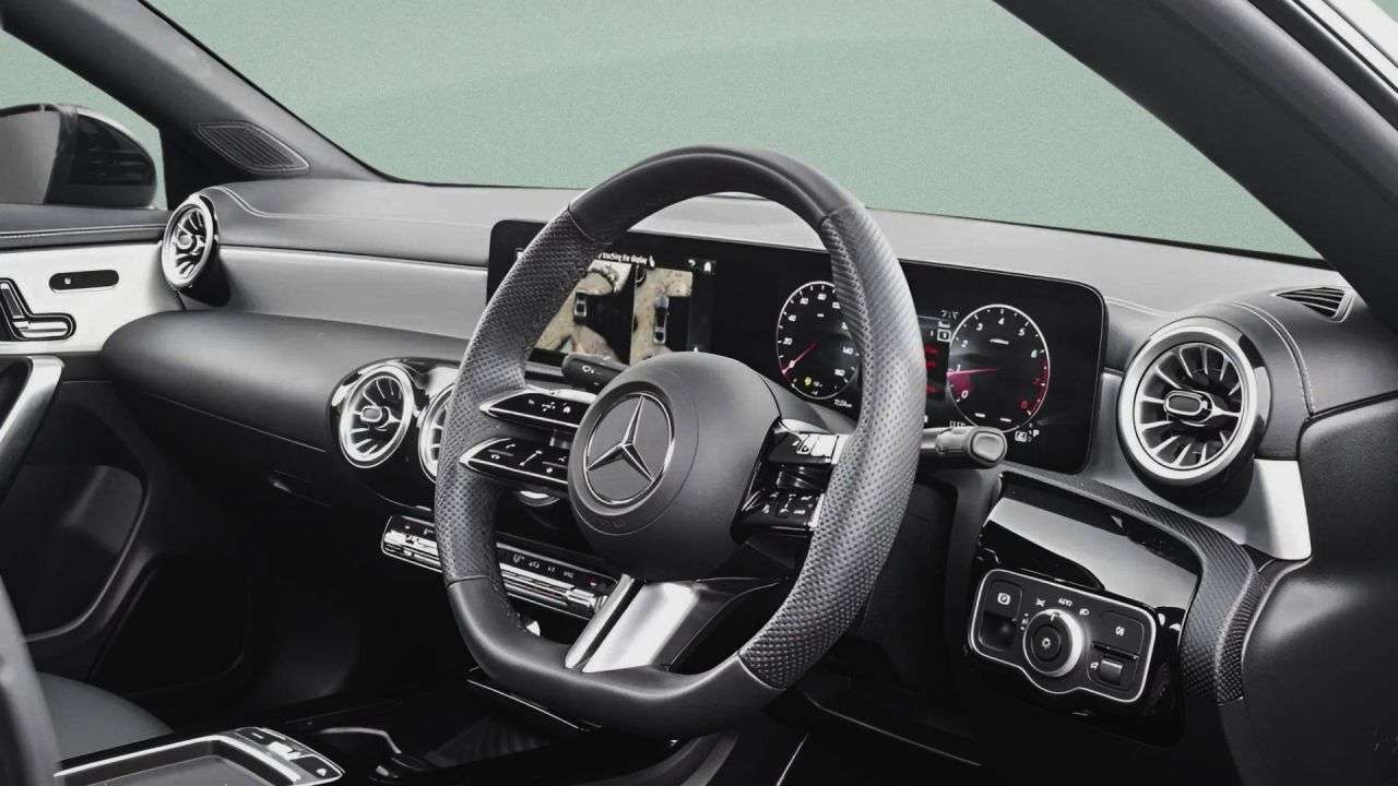 A 2024 MERCEDES-BENZ CLA 1.3 CLA180h MHEV AMG Line (Premium Plus) Coupe 4dr Petrol Hybrid 7G-DCT Eur A 2024 MERCEDES-BENZ CLA 1.3 CLA180h MHEV AMG Line (Premium Plus) Coupe 4dr Petrol Hybrid 7G-DCT Eur