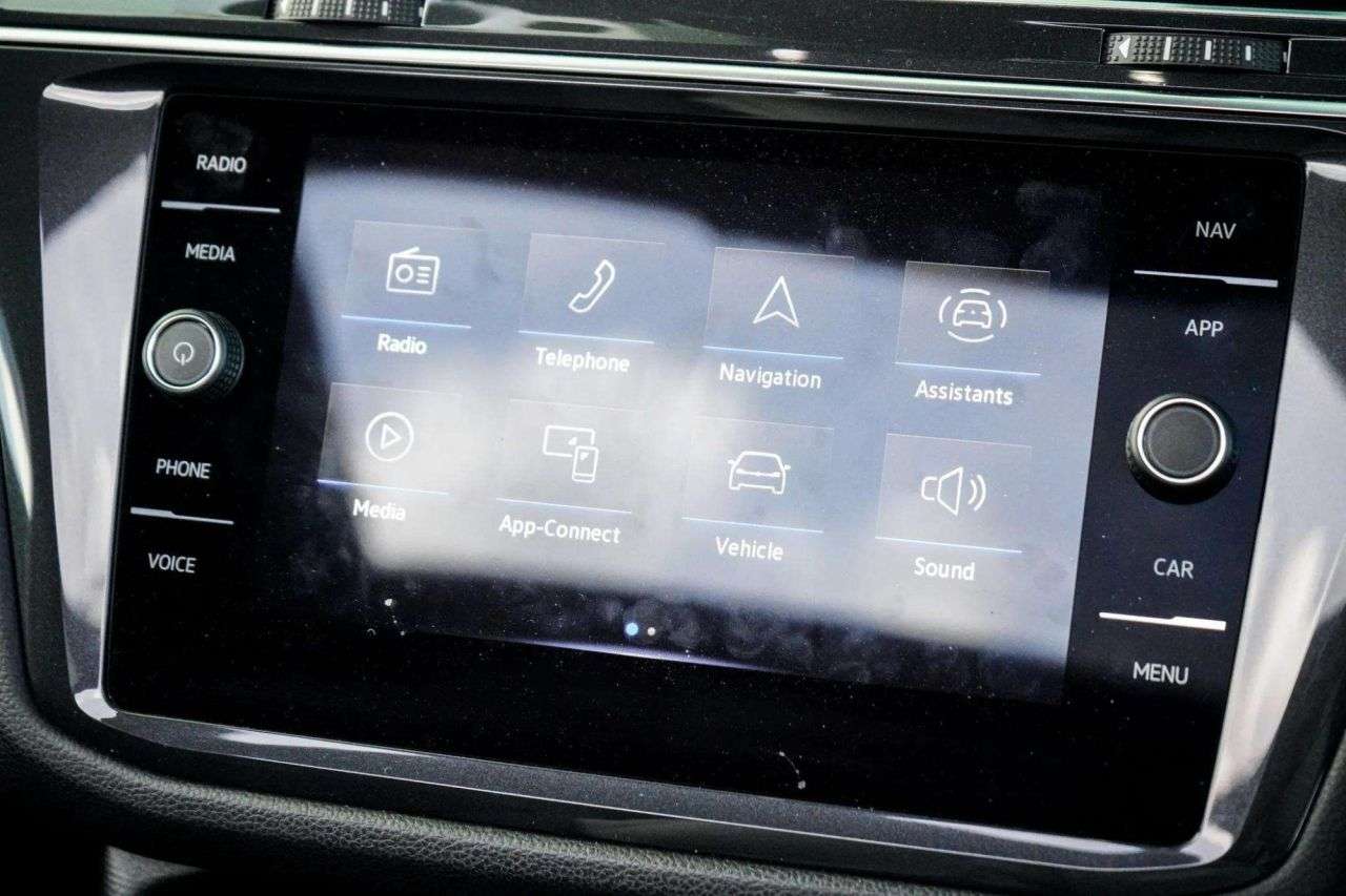 2021 VOLKSWAGEN TIGUAN 2021 VOLKSWAGEN TIGUAN