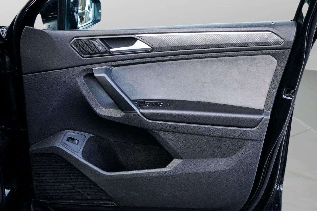 2021 VOLKSWAGEN TIGUAN 2021 VOLKSWAGEN TIGUAN
