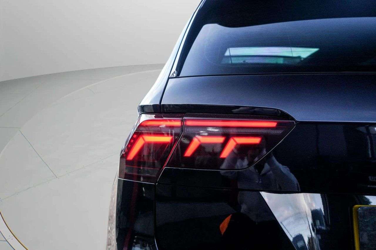 2021 VOLKSWAGEN TIGUAN 2021 VOLKSWAGEN TIGUAN