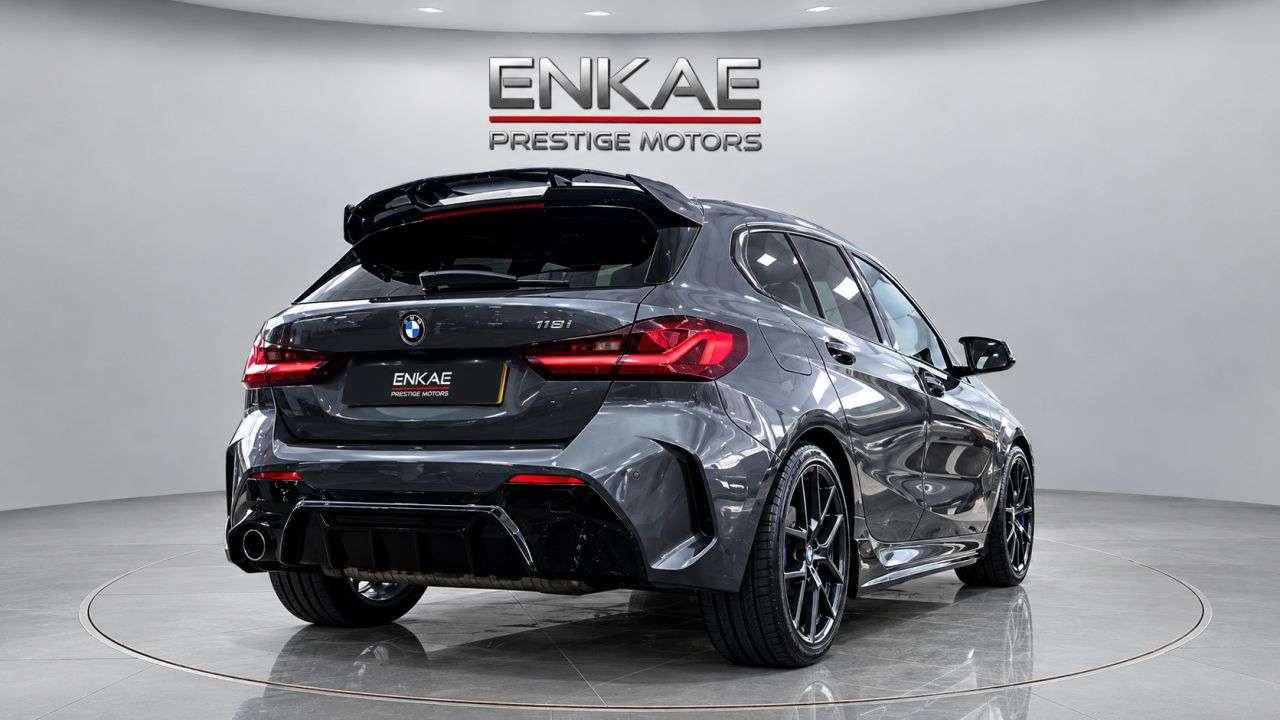 2021 BMW 1 SERIES 2021 BMW 1 SERIES