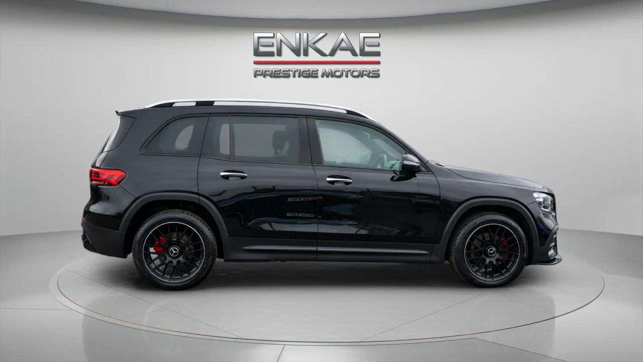 A 2022 MERCEDES-BENZ GLB 1.3 GLB200 AMG Line (Premium 2) SUV 5dr Petrol 7G-DCT Euro 6 (s/s) (163 ps) A 2022 MERCEDES-BENZ GLB 1.3 GLB200 AMG Line (Premium 2) SUV 5dr Petrol 7G-DCT Euro 6 (s/s) (163 ps)