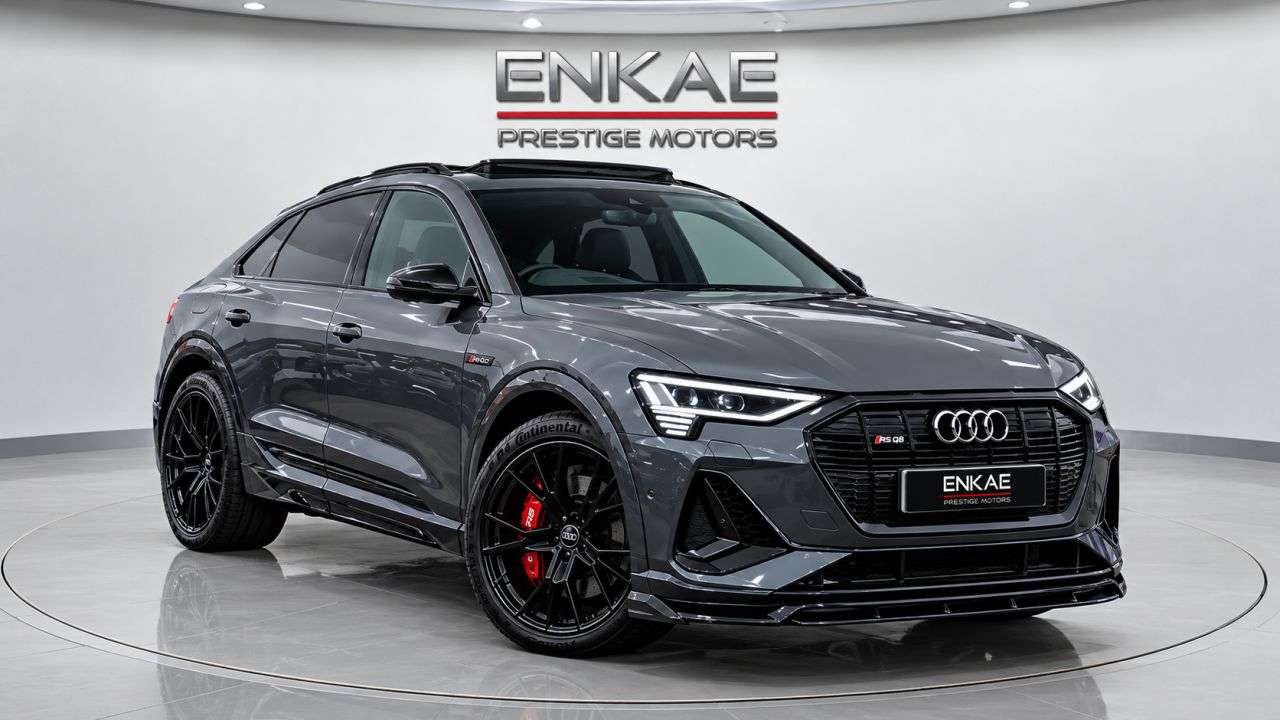 A 2020 AUDI E-TRON 55 Launch Edition Sportback 5dr Electric Auto quattro 95kWh (408 ps) A 2020 AUDI E-TRON 55 Launch Edition Sportback 5dr Electric Auto quattro 95kWh (408 ps)