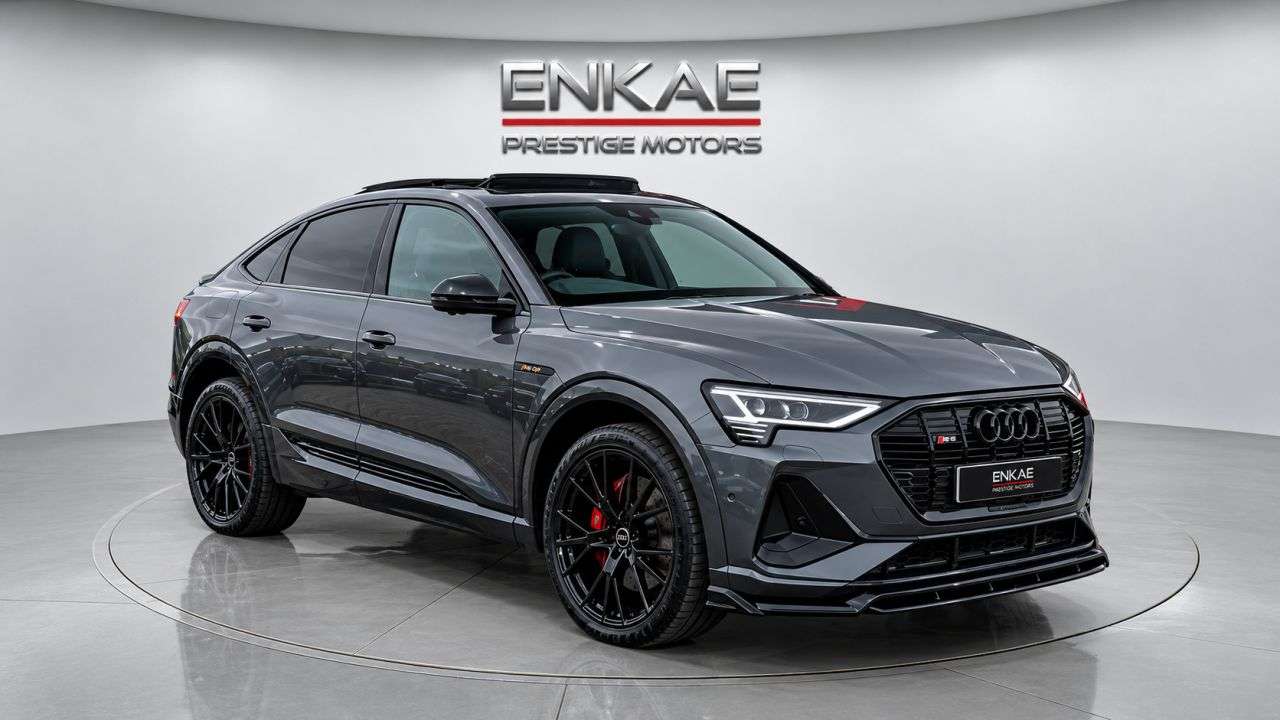A 2020 AUDI E-TRON 55 Launch Edition Sportback 5dr Electric Auto quattro 95kWh (408 ps) A 2020 AUDI E-TRON 55 Launch Edition Sportback 5dr Electric Auto quattro 95kWh (408 ps)