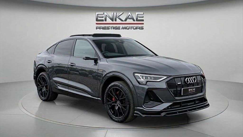 A 2020 AUDI E-TRON 55 Launch Edition Sportback 5dr Electric Auto quattro 95kWh (408 ps) A 2020 AUDI E-TRON 55 Launch Edition Sportback 5dr Electric Auto quattro 95kWh (408 ps)