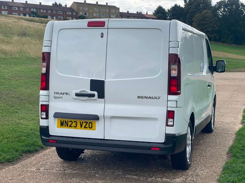 2023 RENAULT TRAFIC 2023 RENAULT TRAFIC