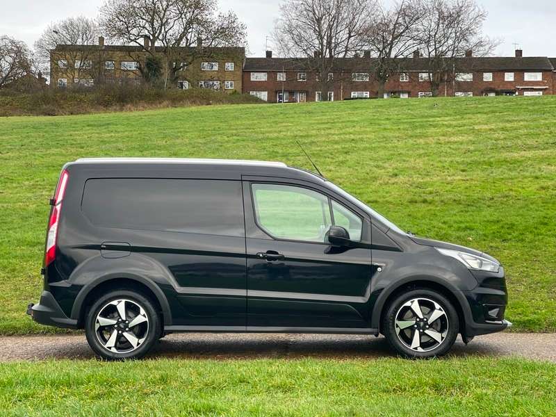 A 2021 FORD TRANSIT CONNECT 200 ACTIVE ECOBLUE A 2021 FORD TRANSIT CONNECT 200 ACTIVE ECOBLUE