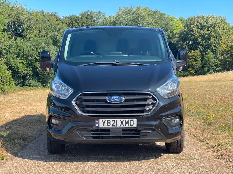 A 2021 FORD TRANSIT CUSTOM 300 LIMITED P/V ECOBLUE A 2021 FORD TRANSIT CUSTOM 300 LIMITED P/V ECOBLUE