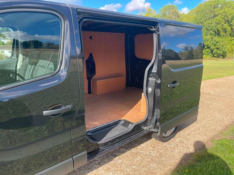 2023 RENAULT TRAFIC 2023 RENAULT TRAFIC