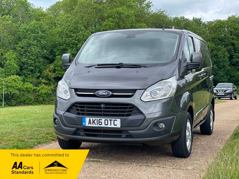 A 2016 FORD TRANSIT CUSTOM 290 LIMITED LR P/V A 2016 FORD TRANSIT CUSTOM 290 LIMITED LR P/V