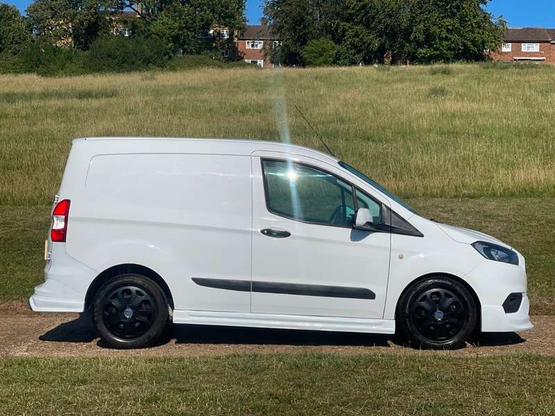 A 2019 FORD COURIER BASE TDCI A 2019 FORD COURIER BASE TDCI