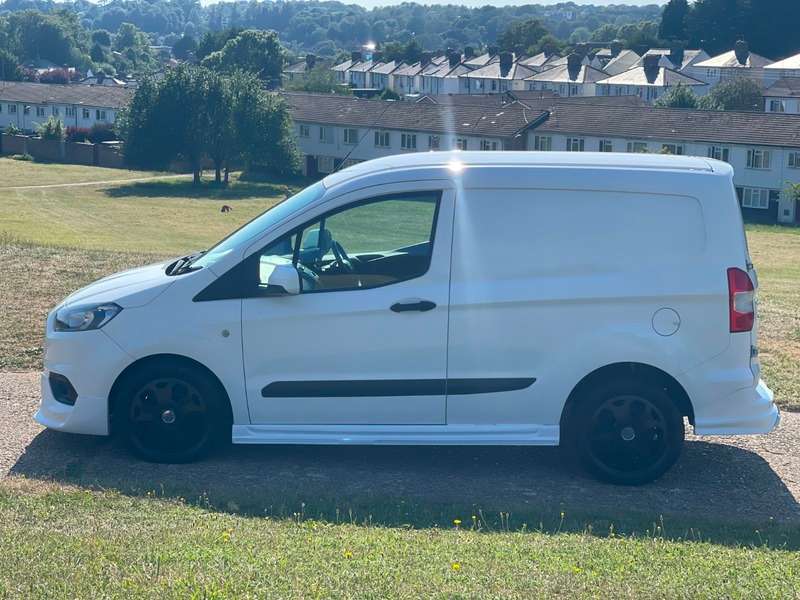 2019 FORD COURIER 2019 FORD COURIER