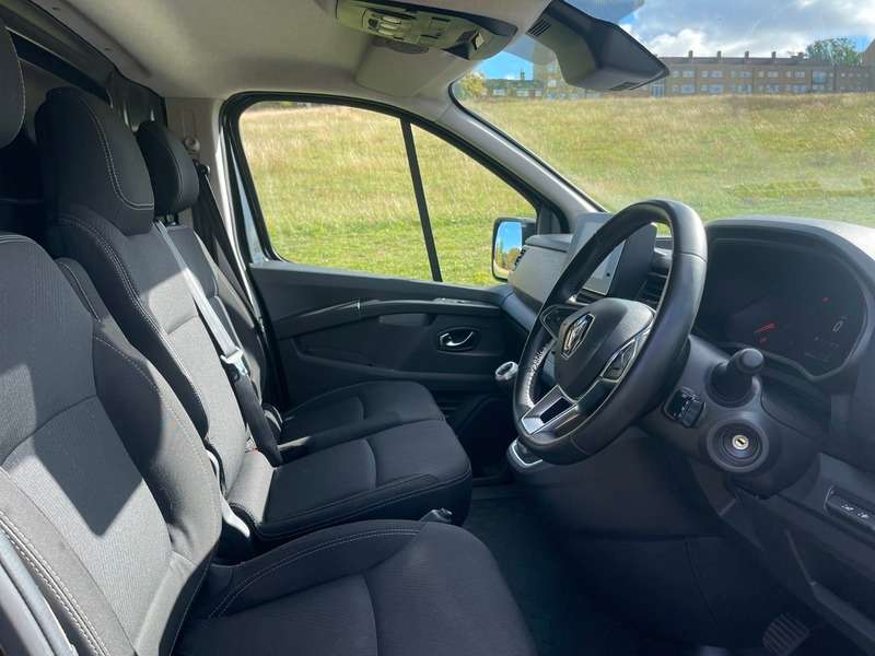 2023 RENAULT TRAFIC 2023 RENAULT TRAFIC