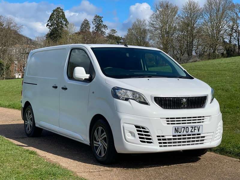 A 2020 PEUGEOT EXPERT BLUEHDI PROFESSIONAL L1 A 2020 PEUGEOT EXPERT BLUEHDI PROFESSIONAL L1