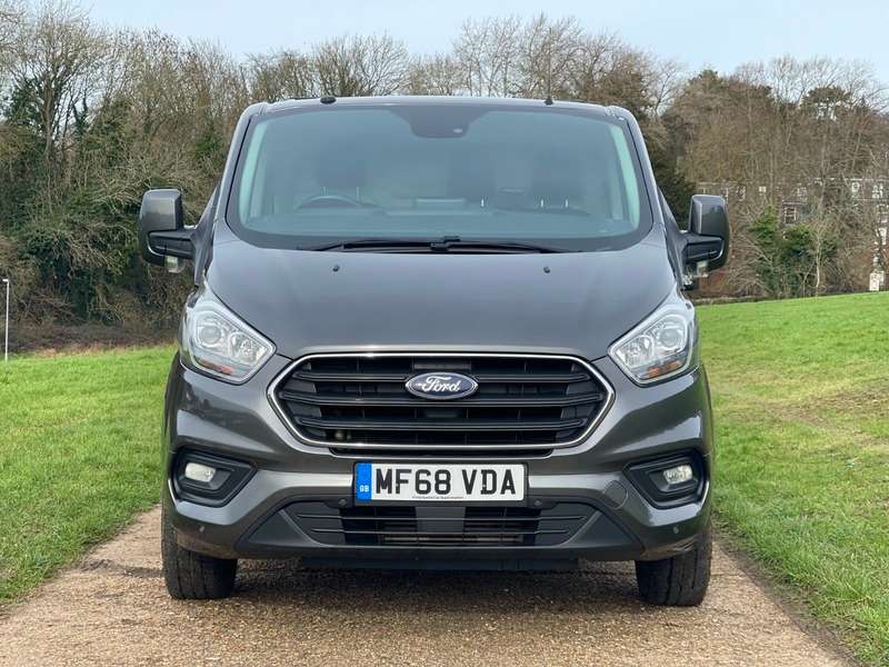 A 2018 FORD TRANSIT CUSTOM 300 LIMITED P/V L1 H1 A 2018 FORD TRANSIT CUSTOM 300 LIMITED P/V L1 H1