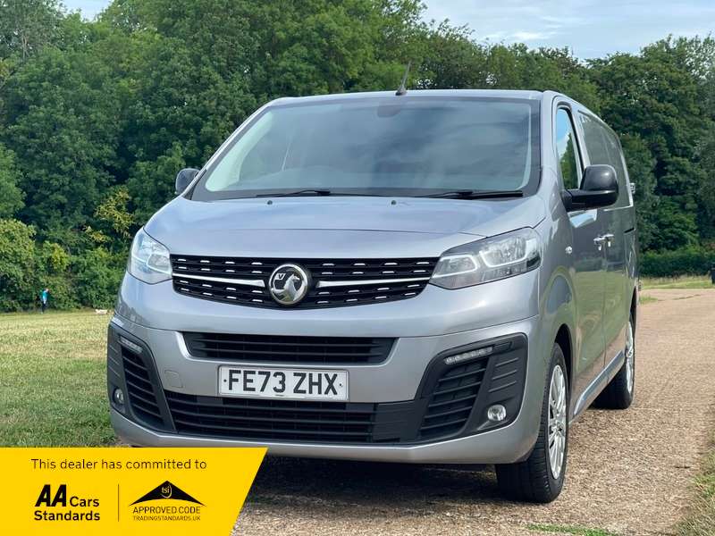 A 2023 VAUXHALL VIVARO L2H1 F3100 PRO S/S A 2023 VAUXHALL VIVARO L2H1 F3100 PRO S/S