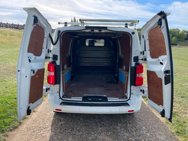 2021 TOYOTA PROACE 2021 TOYOTA PROACE