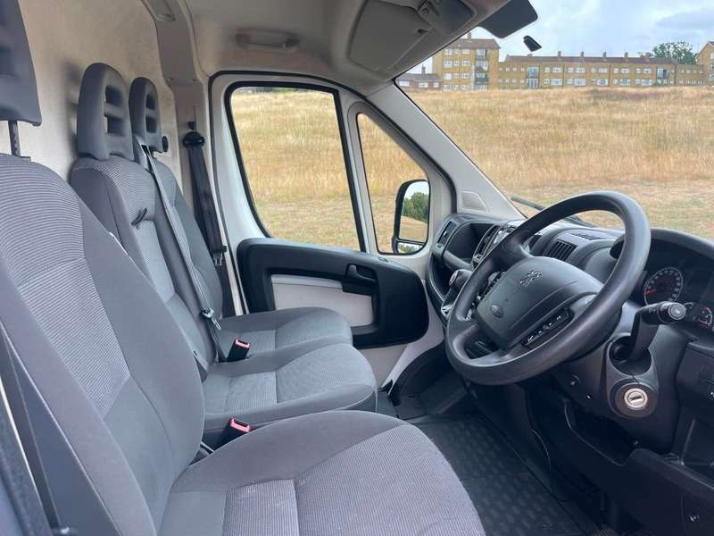 2013 PEUGEOT BOXER 2013 PEUGEOT BOXER